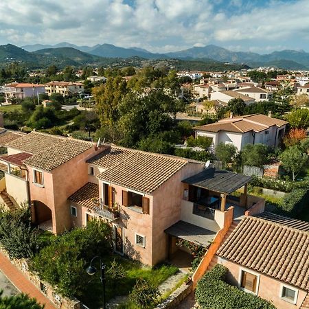Villino Il Faretto Spiaggia Budoni Exterior foto